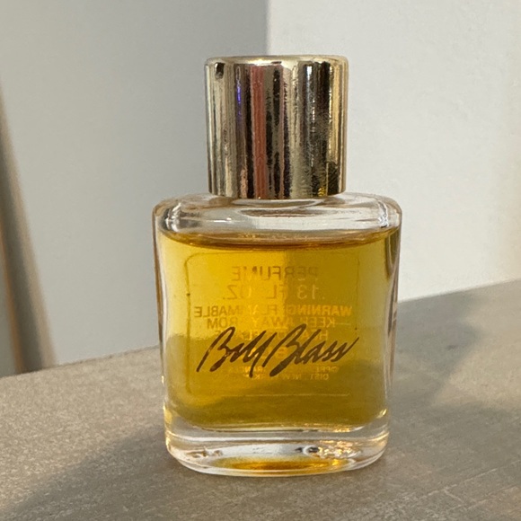 Mini Perfume Bottle Collection - Picture 2 of 16